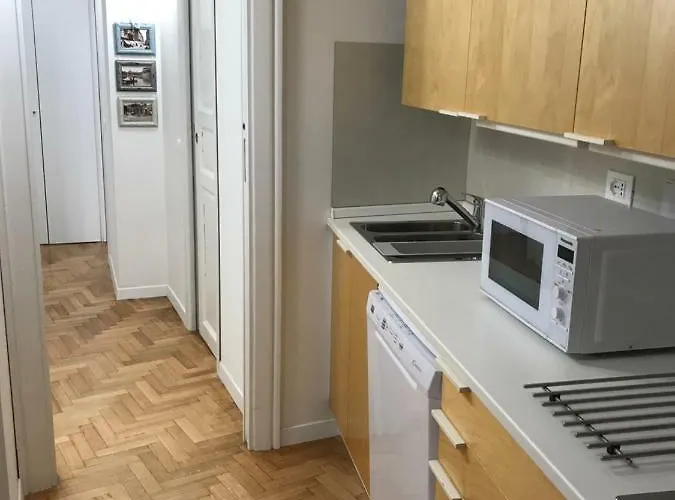 Casa Magiuli' Navona Apartamento *